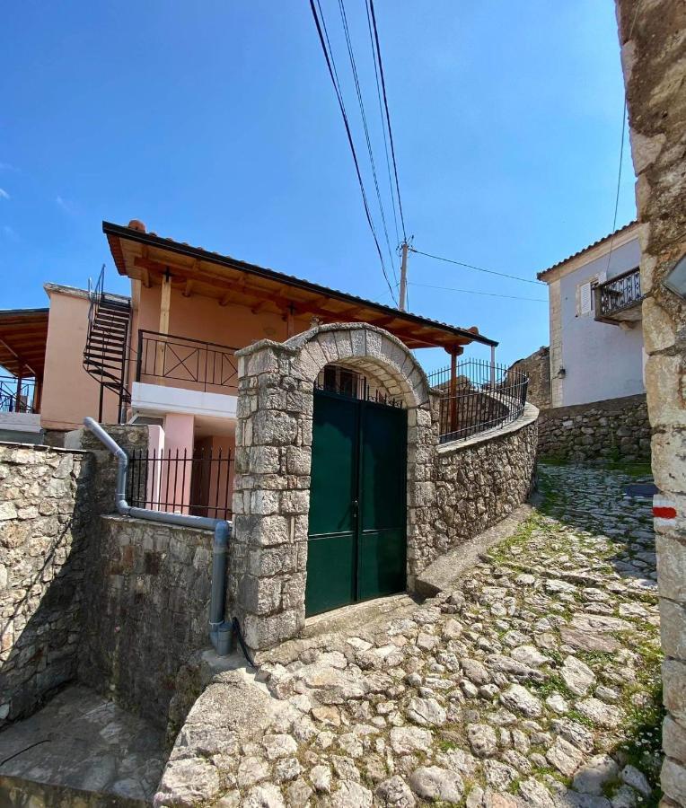 Gkoros House Old Town Villa Himare Ngoại thất bức ảnh