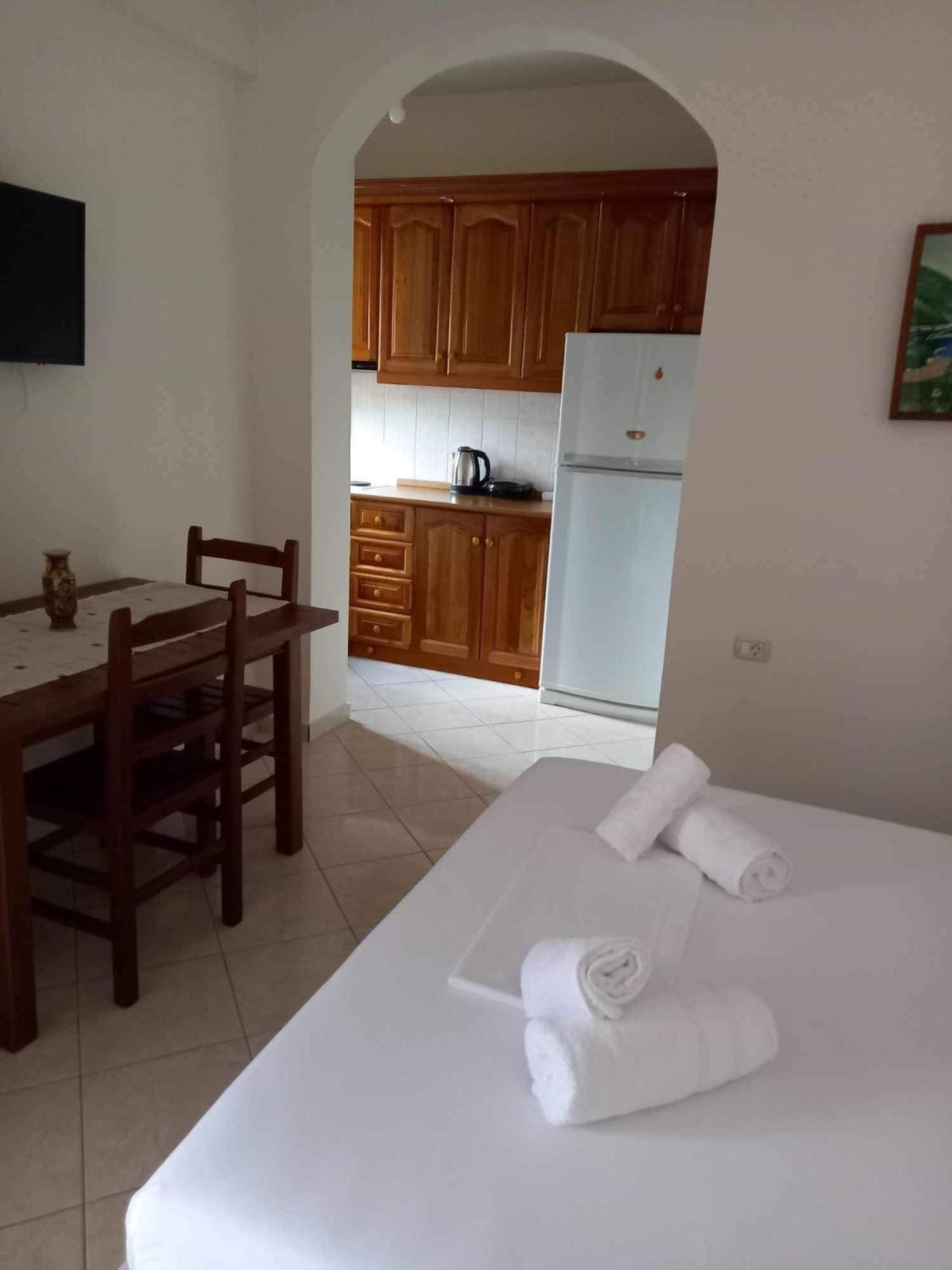 Gkoros House Old Town Villa Himare Ngoại thất bức ảnh